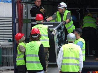 2009-06-07_02_early_unloading.jpg
