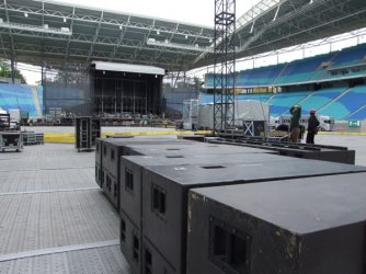 2009-06-07_08_really_really_big_place.jpg