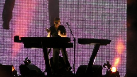 2009-06-08_008-fletch_on_stage_in_berlin.jpg