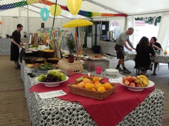 2009_07_01_001_mexican_day_in_catering_-_lovely.jpg