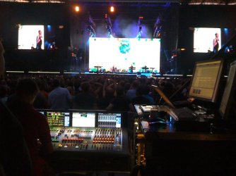 2009_07_01_005_policy_of_truth_in_hamburg.jpg