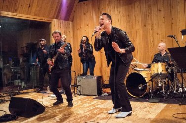 2015-10-21_WFUV_Session,_MSR_Studios,_New_York_City,_NY,_USA_2.jpg