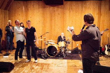 2015-10-21_WFUV_Session,_MSR_Studios,_New_York_City,_NY,_USA_3.jpg