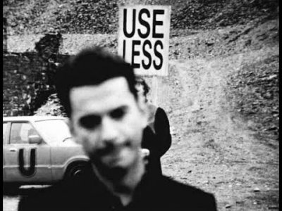 Useless (Maxiblues Remix 2022)