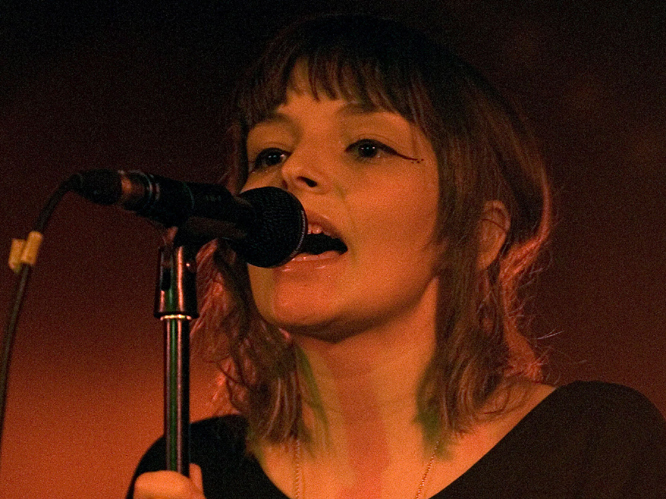 2840174_chvrches3.jpg